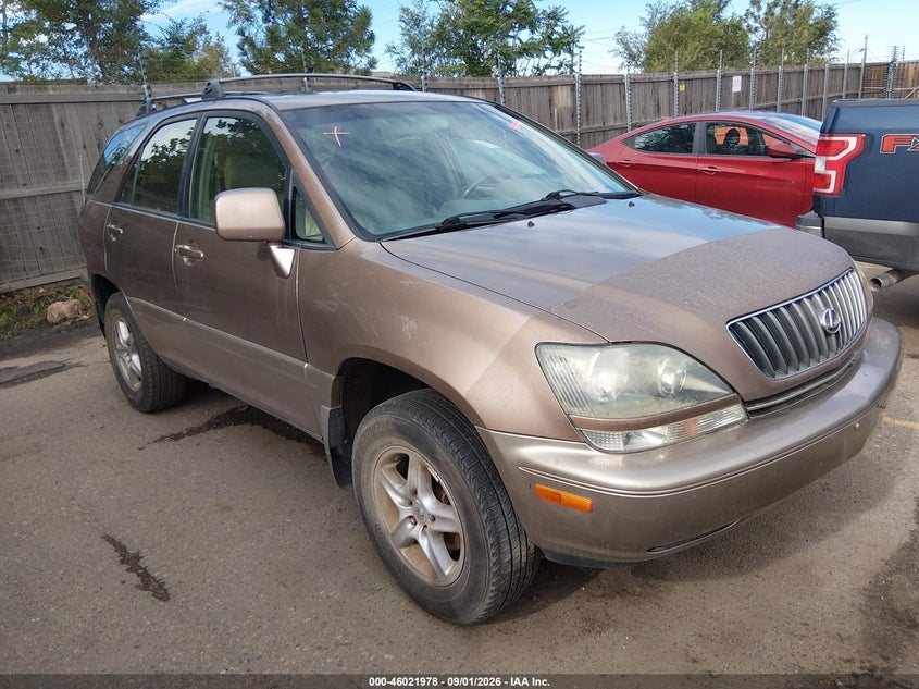 1999 LEXUS RX 300 auction photo 1