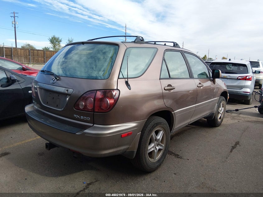 1999 LEXUS RX 300 auction photo 4