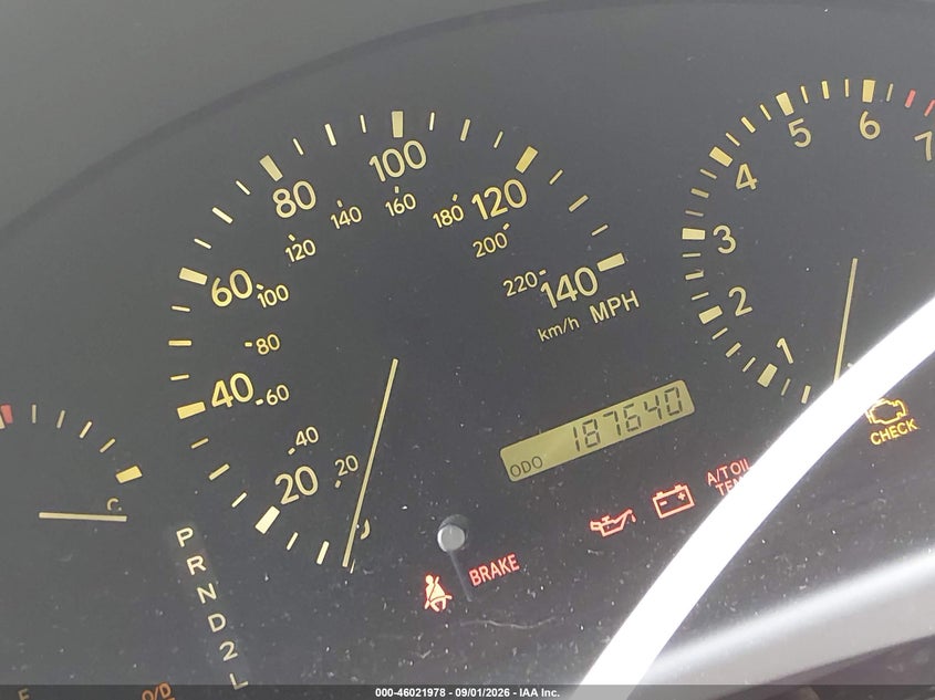 1999 LEXUS RX 300 auction photo 7