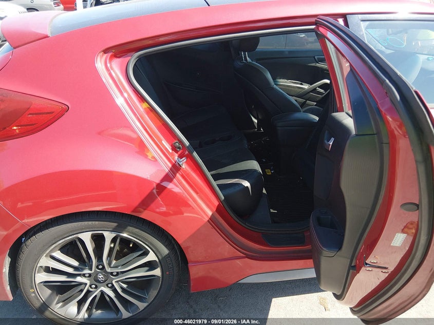 2016 HYUNDAI VELOSTER auction photo 8