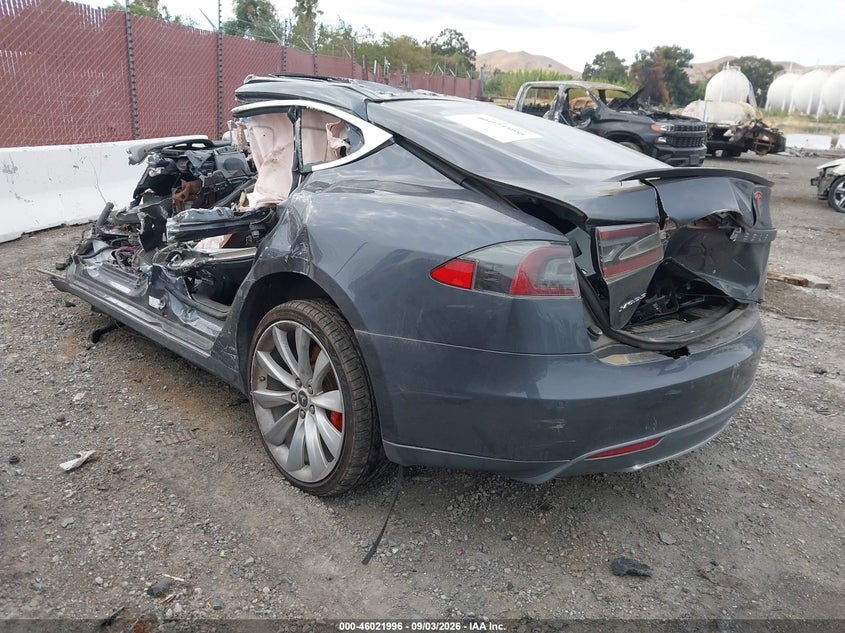 Vin: 5yjsa1h10efp44876, lot: 46521387, tesla model s p85 20143