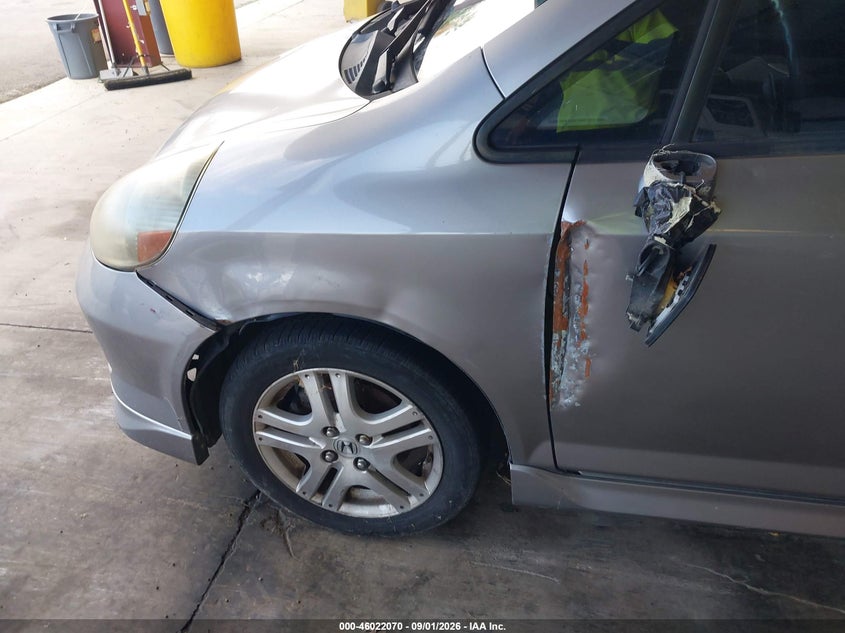 2008 HONDA FIT auction photo 6