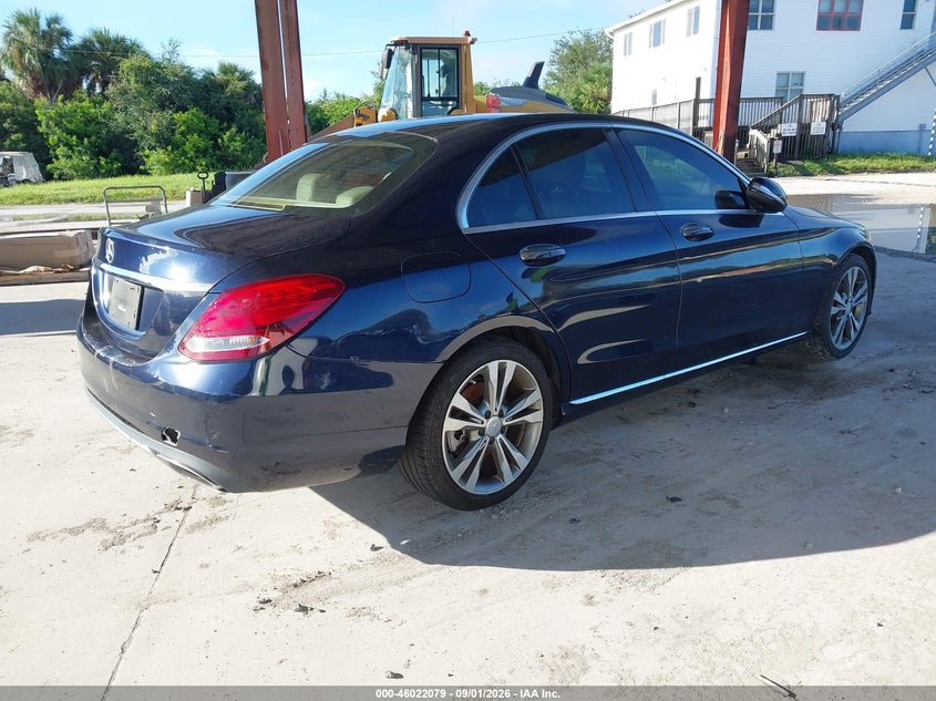 2015 MERCEDES-BENZ C 300 auction photo 4