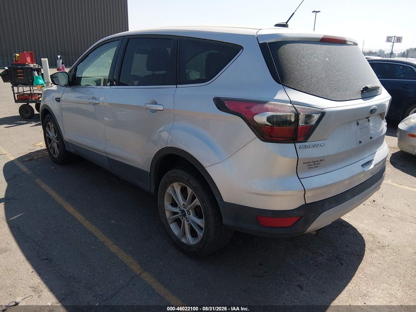 2017 FORD ESCAPE auction photo 3