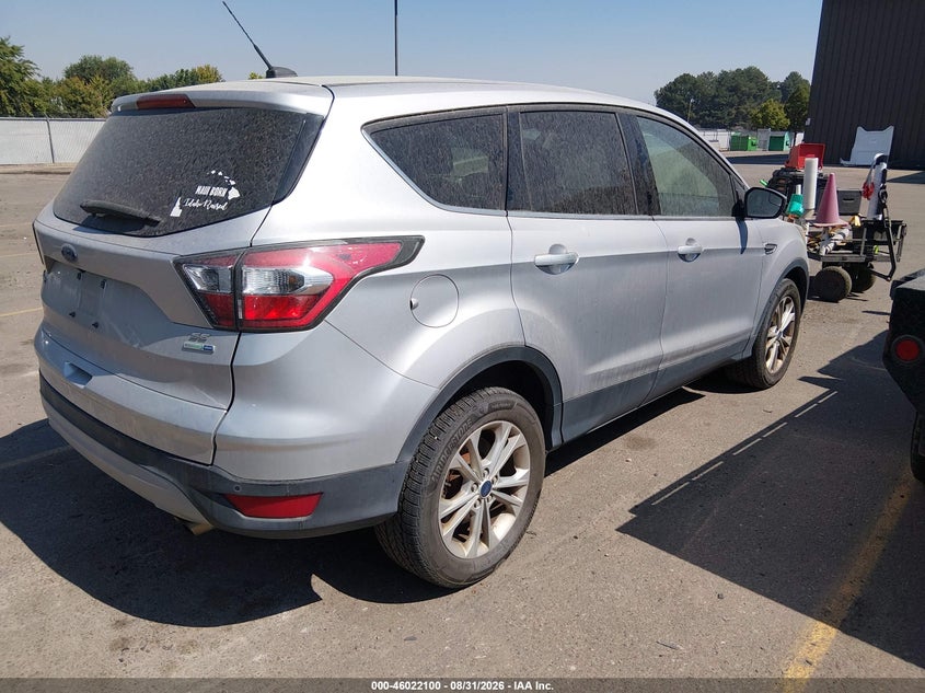 2017 FORD ESCAPE auction photo 4