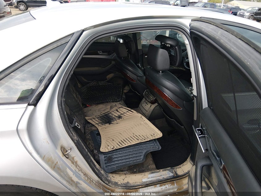 2013 AUDI A8 auction photo 8