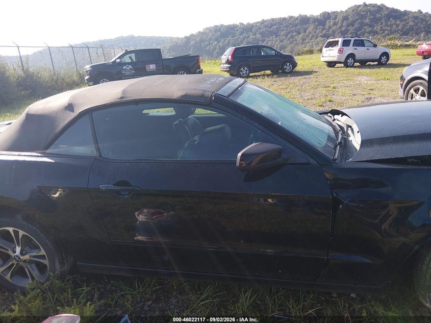 2014 FORD MUSTANG V6 PREMIUM · Фото 14