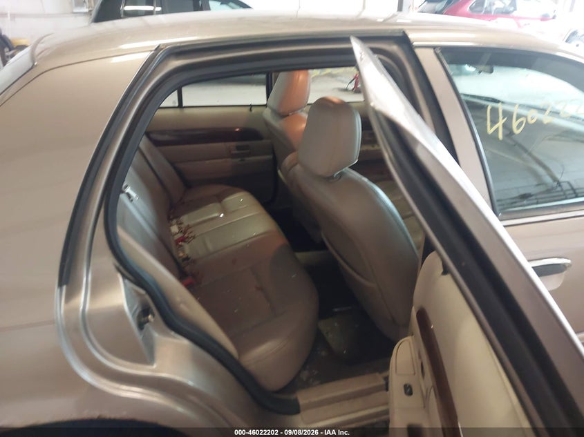 2004 MERCURY GRAND MARQUIS auction photo 8