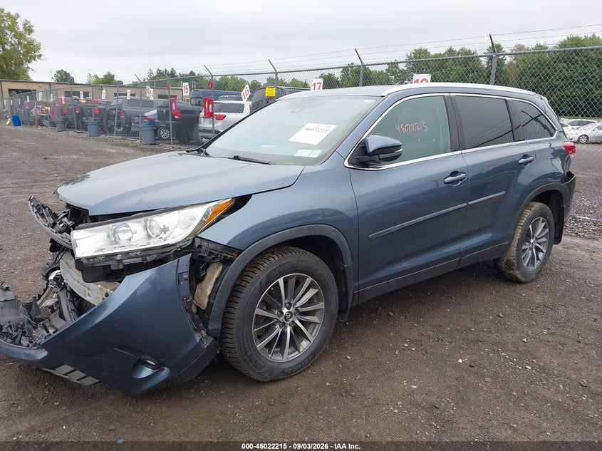 TOYOTA HIGHLANDER - zdjęcie 2