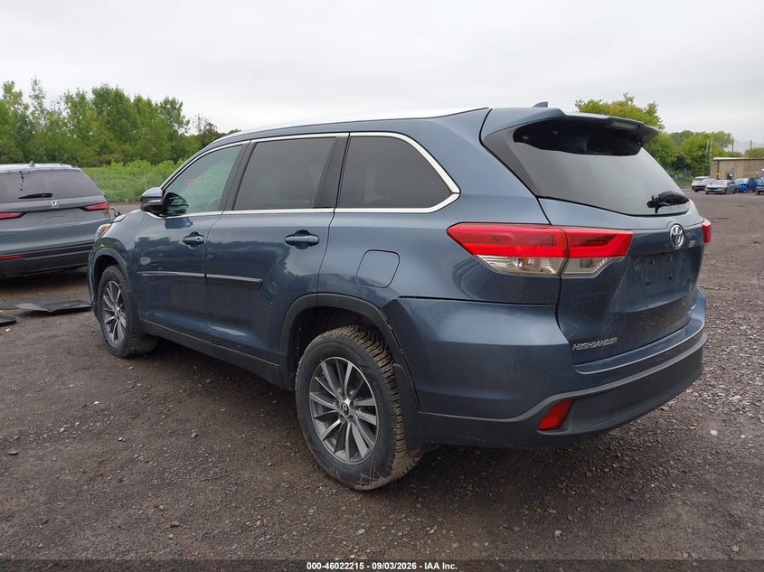TOYOTA HIGHLANDER - zdjęcie 3