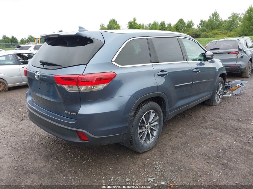 TOYOTA HIGHLANDER - zdjęcie 4