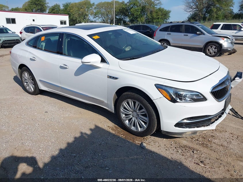 2019 BUICK LACROSSE auction photo 1