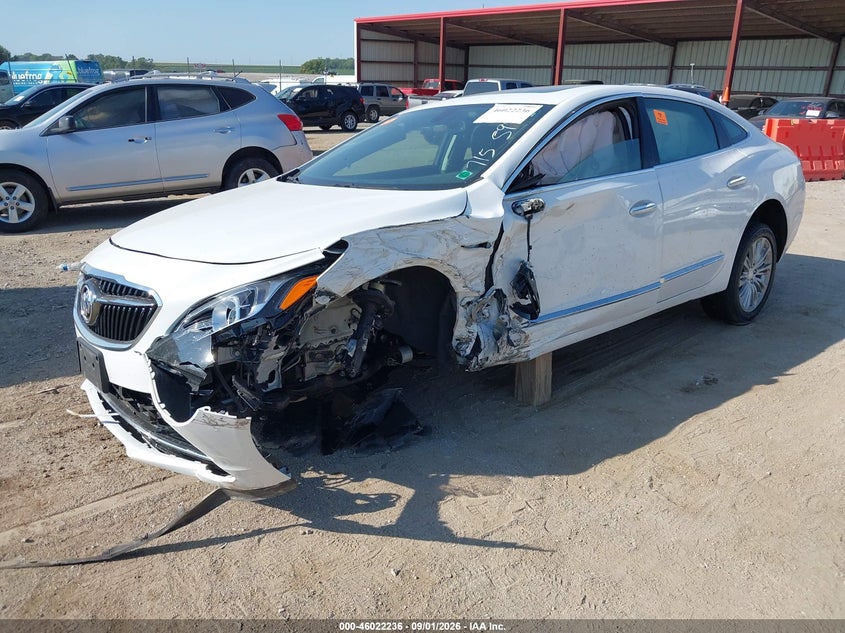 2019 BUICK LACROSSE auction photo 2