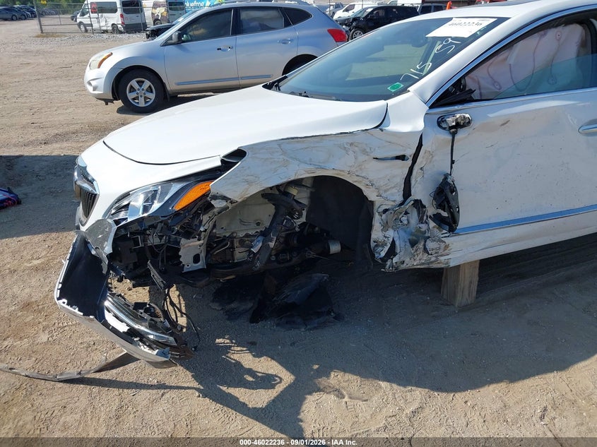 2019 BUICK LACROSSE auction photo 6