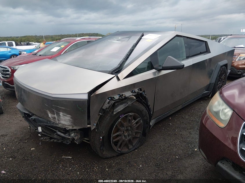 TESLA CYBERTRUCK - zdjęcie 2