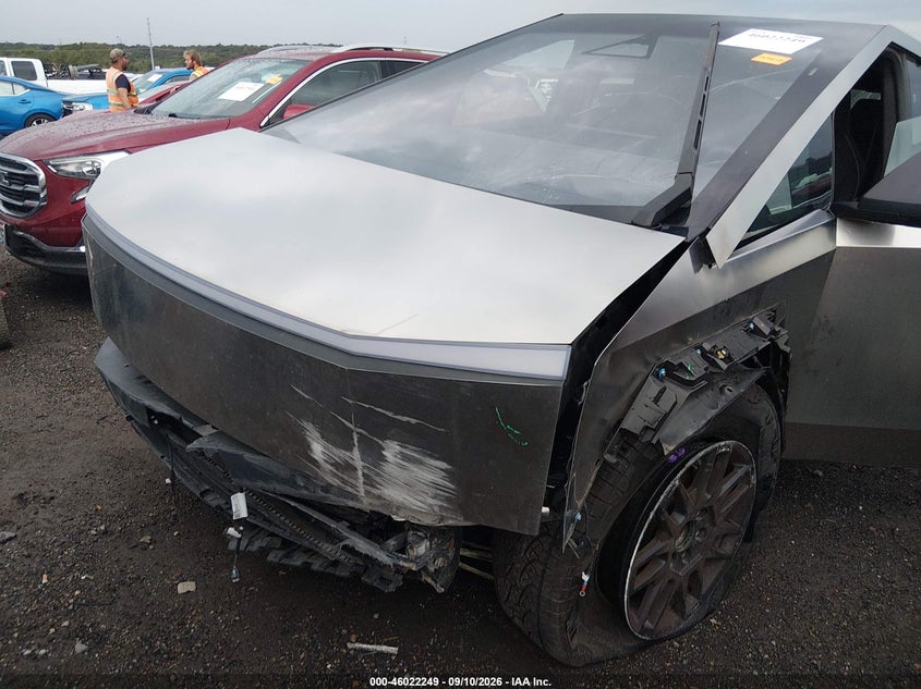 TESLA CYBERTRUCK - zdjęcie 6