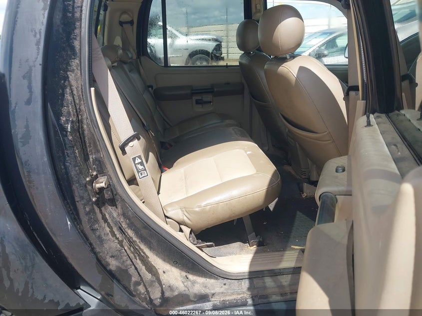 2004 FORD EXPLORER SPORT TRAC auction photo 8