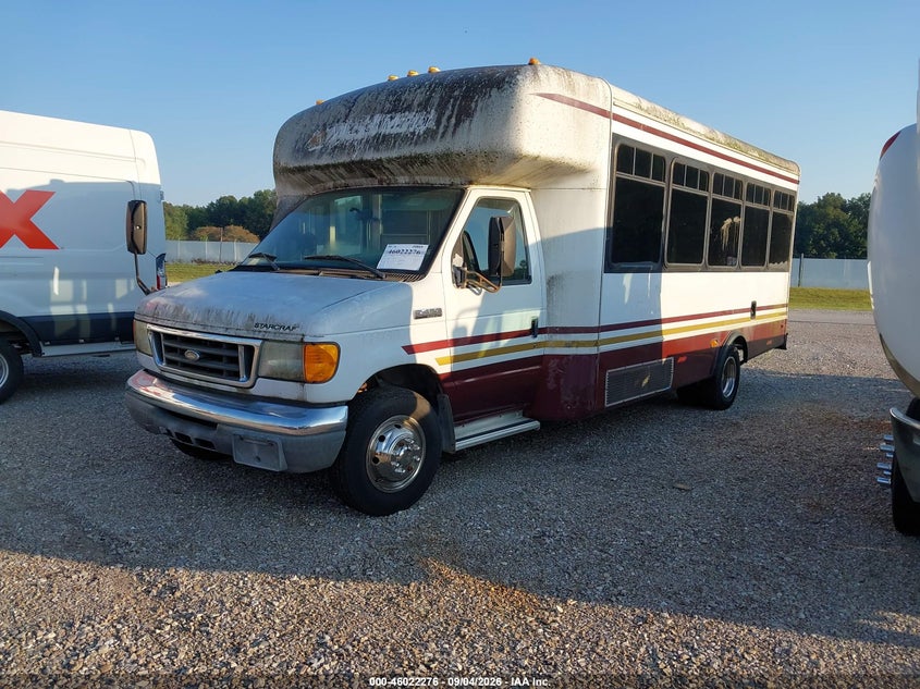 2006 FORD ECONOLINE auction photo 2