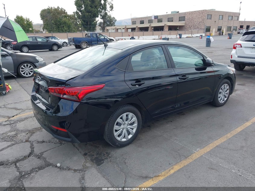 2022 HYUNDAI ACCENT auction photo 4