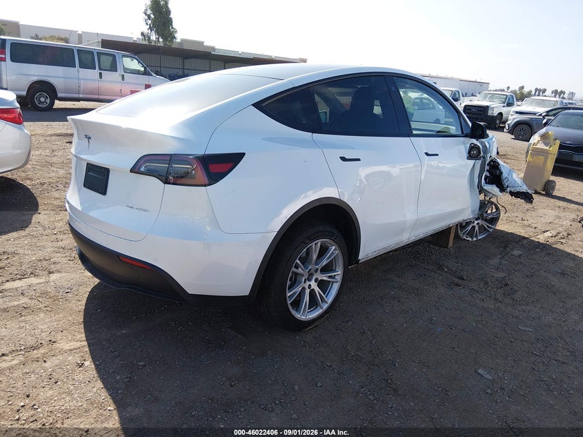TESLA MODEL Y - zdjęcie 4