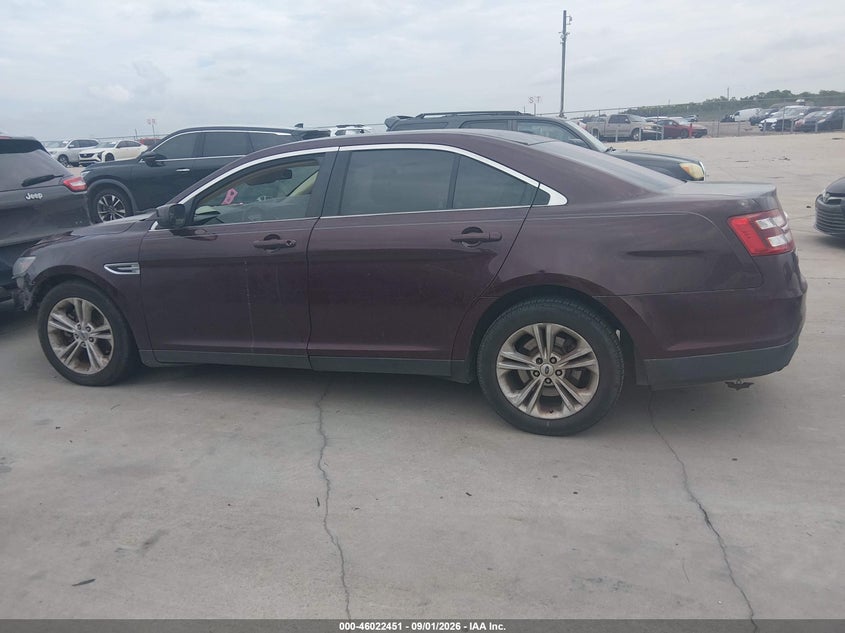 FORD TAURUS 2018 VIN 1FAHP2E86JG101082