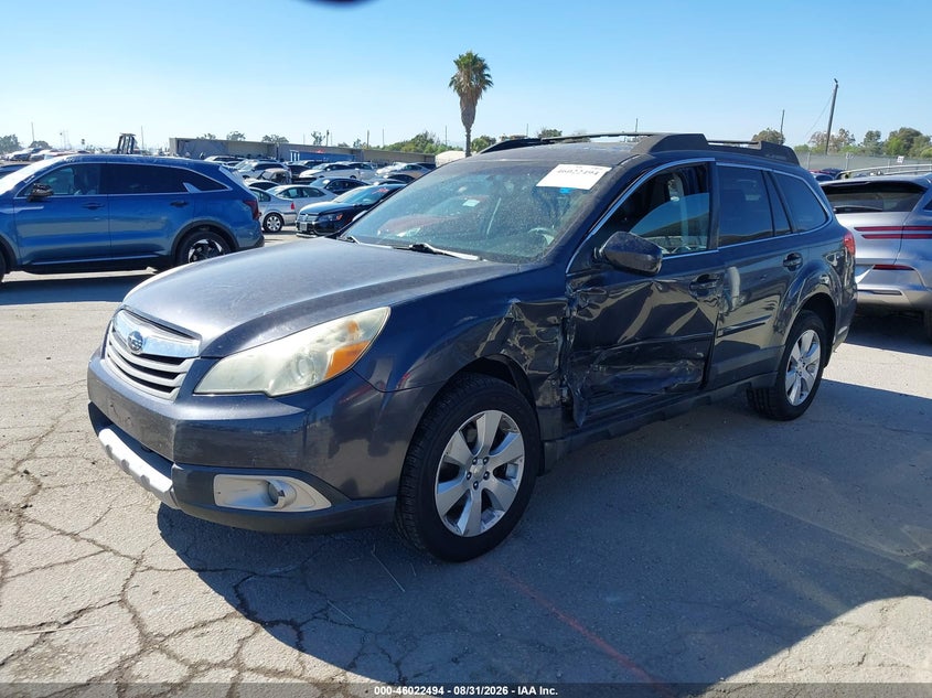 2011 Subaru Outback, Left Side, IAAI, VIN 4S4BRBKC6B3404869 — photo 2