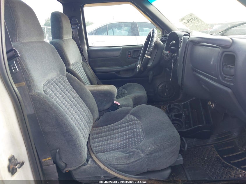 1998 CHEVROLET S-10 auction photo 8