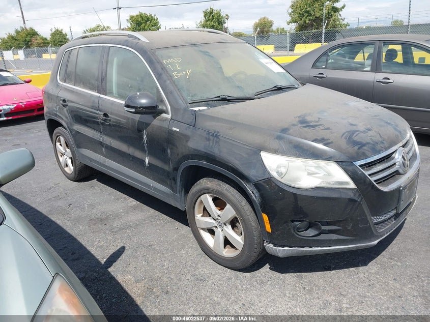 2010 VOLKSWAGEN TIGUAN auction photo 1