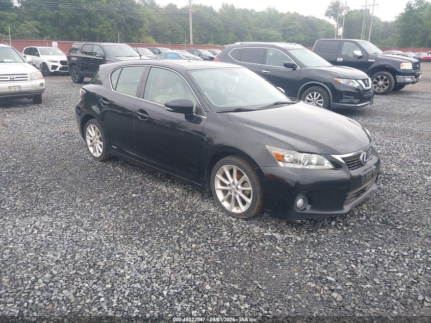2013 LEXUS CT 200H auction photo 1