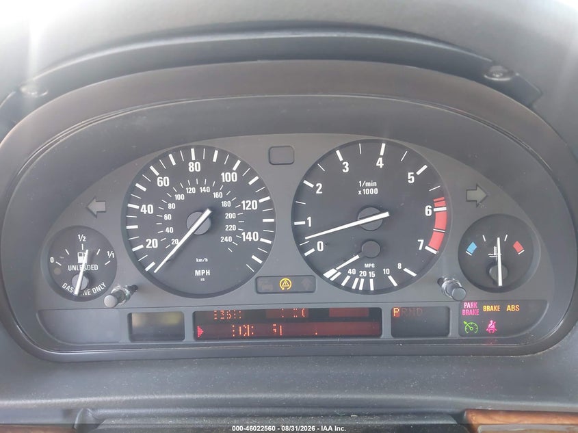 2000 BMW 740IA auction photo 7