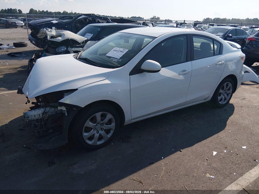 Vin: jm1bl1u70d1781633, lot: 46521975, mazda mazda3 i sport 20132