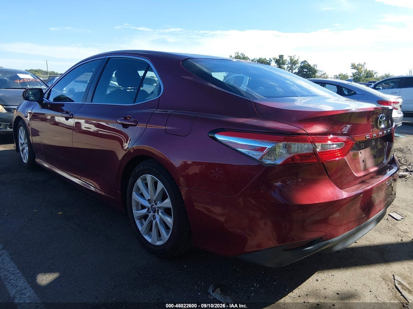 Vin: 4t1b11hk7ju612235, lot: 46521991, toyota camry le 20183