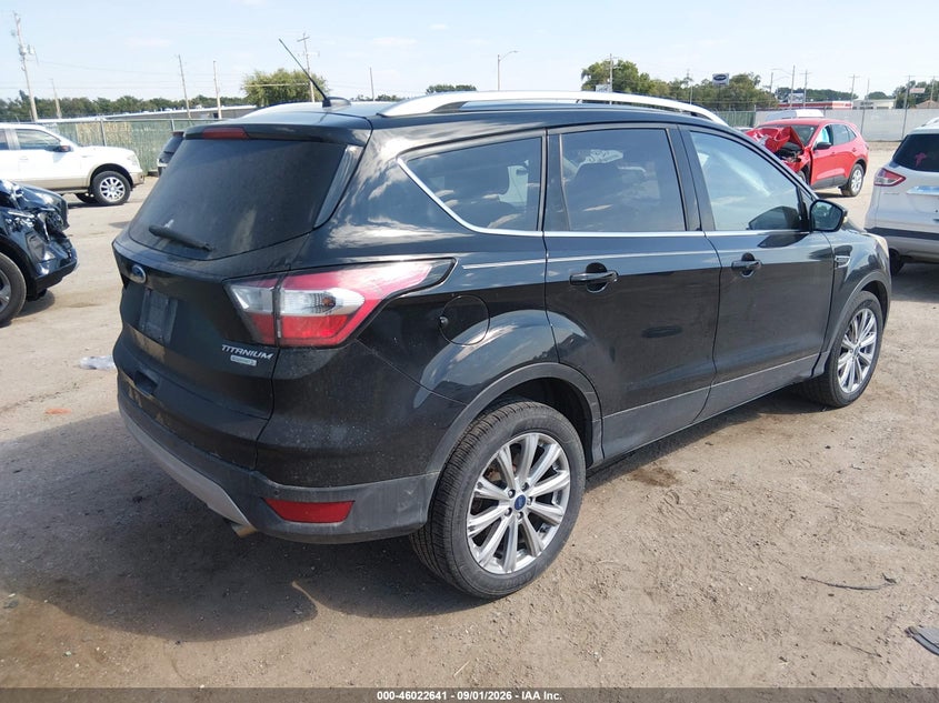 FORD ESCAPE 2017 VIN 1FMCU0JD7HUE72361