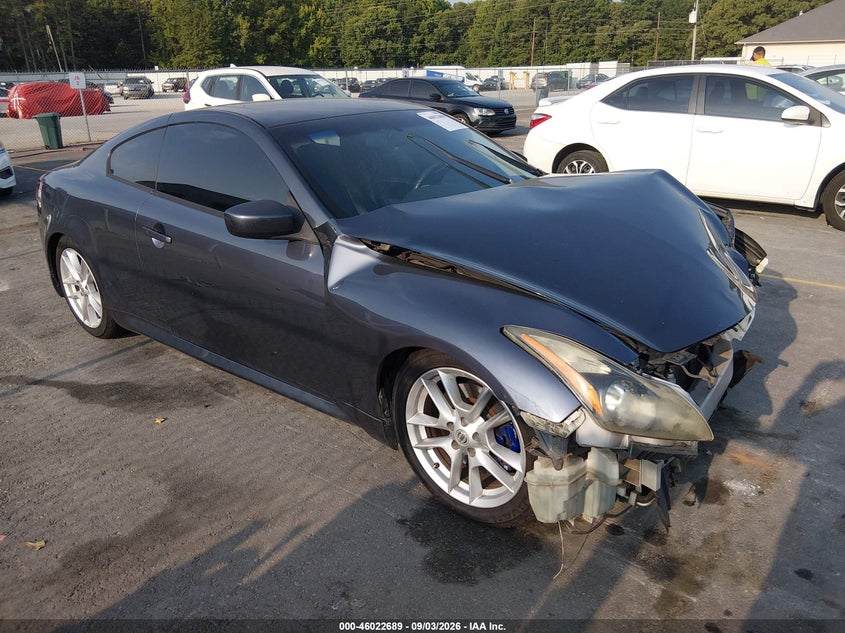 2011 INFINITI G37 JOURNEY