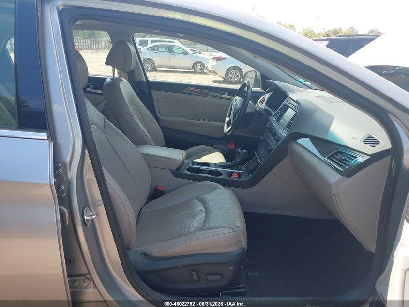 2015 HYUNDAI SONATA auction photo 5