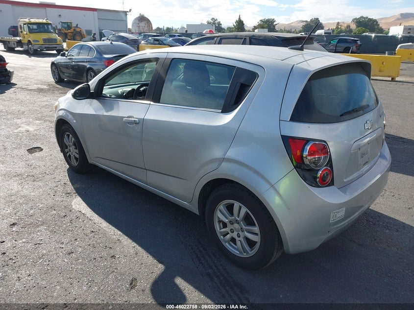 2013 CHEVROLET SONIC auction photo 3