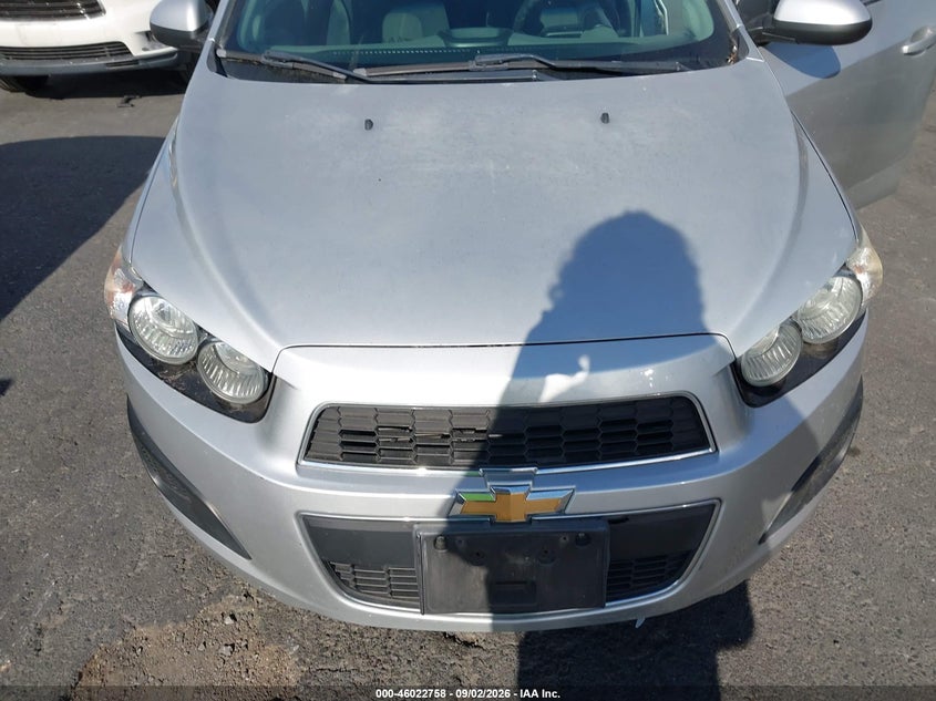 2013 CHEVROLET SONIC auction photo 6