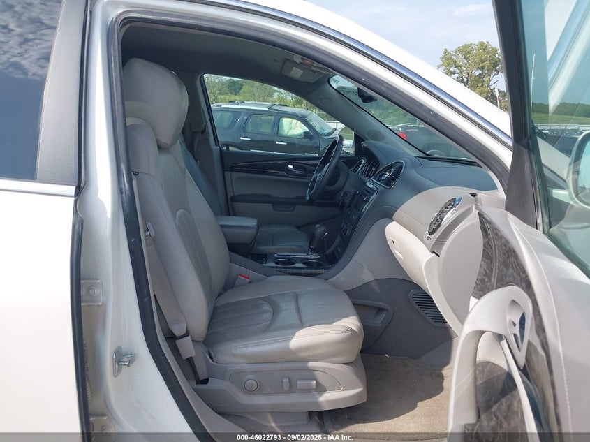 2014 BUICK ENCLAVE auction photo 5