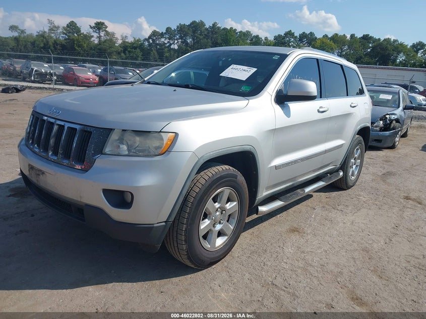 2011 JEEP GRAND CHEROKEE auction photo 2