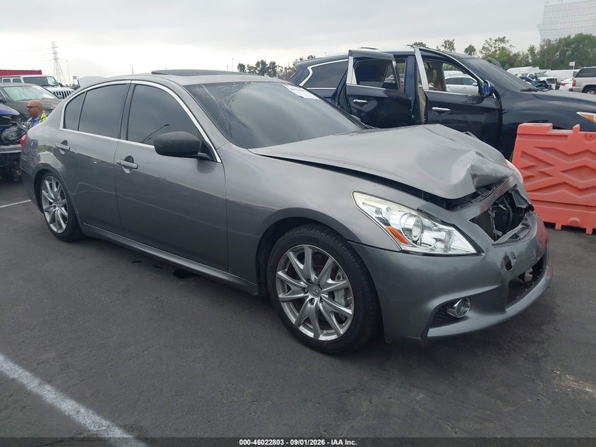 2012 INFINITI G37 JOURNEY