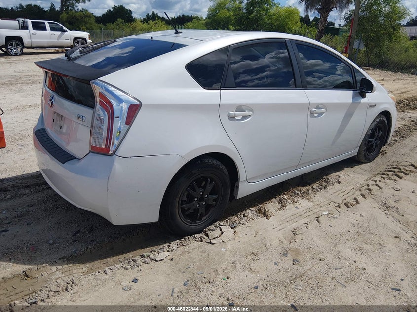 2012 TOYOTA PRIUS auction photo 4