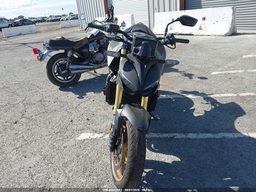 HONDA CB1000 2025