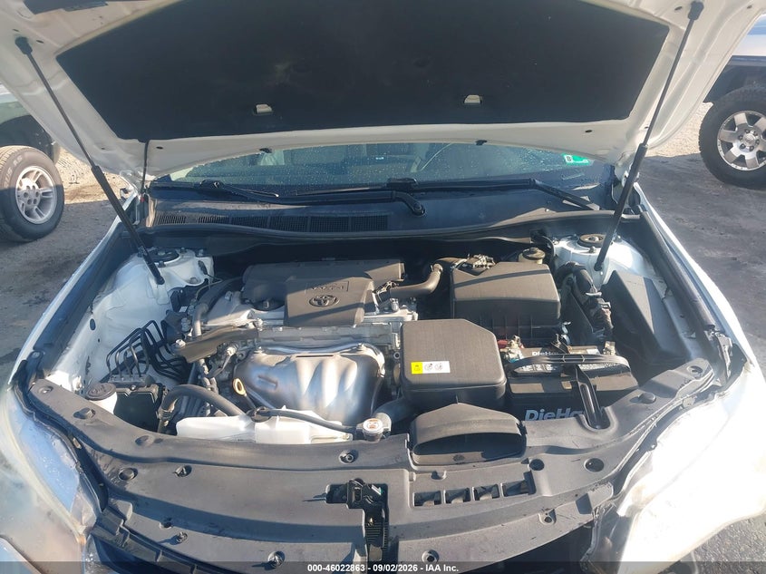 2017 TOYOTA CAMRY LE - zdjęcie 10