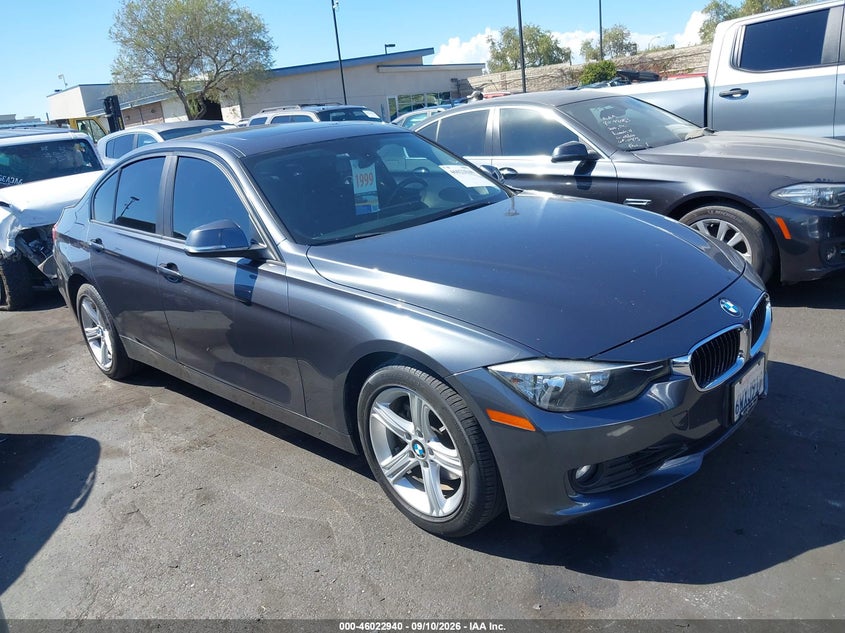 2012 BMW 328I — zdjęcie z aukcji