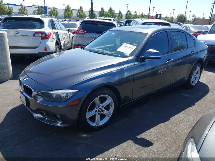 2012 BMW 328I — zdjęcie 2