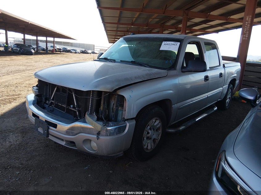 2005 GMC Sierra, Front End, IAAI, VIN 2GTEC13T051391140 — photo 2