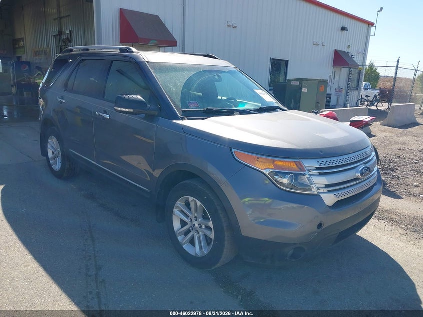 2013 FORD EXPLORER auction photo 1