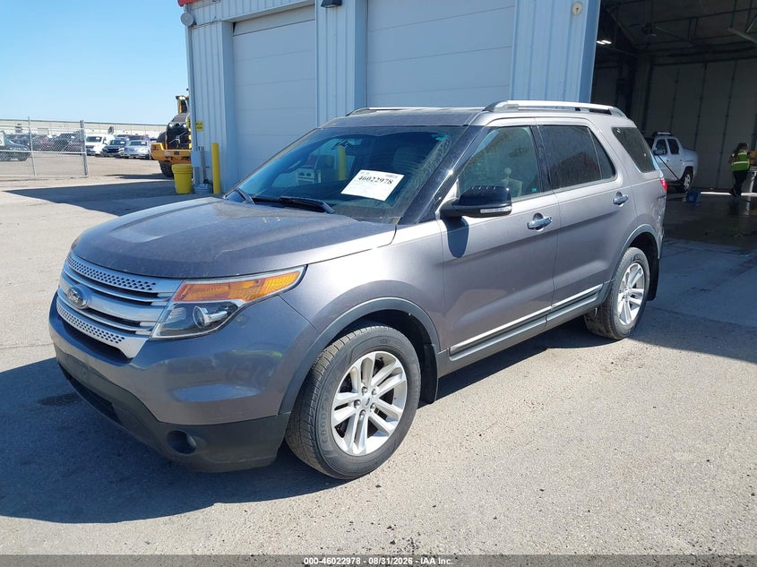 2013 FORD EXPLORER auction photo 2