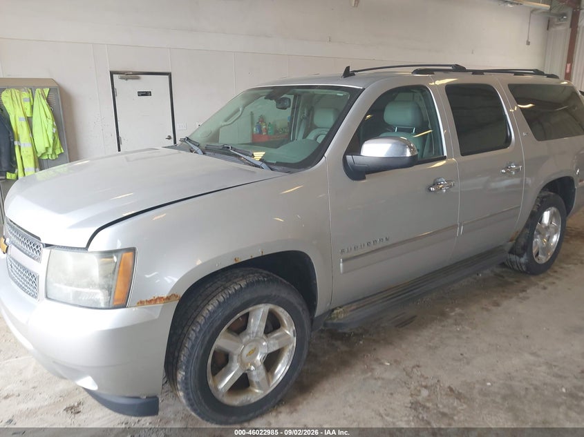 2010 CHEVROLET SUBURBAN 1500 auction photo 2