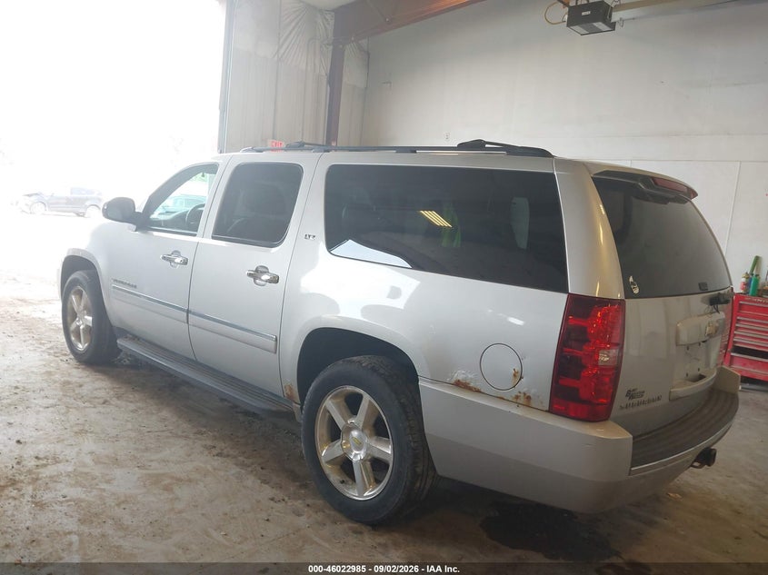 2010 CHEVROLET SUBURBAN 1500 auction photo 3
